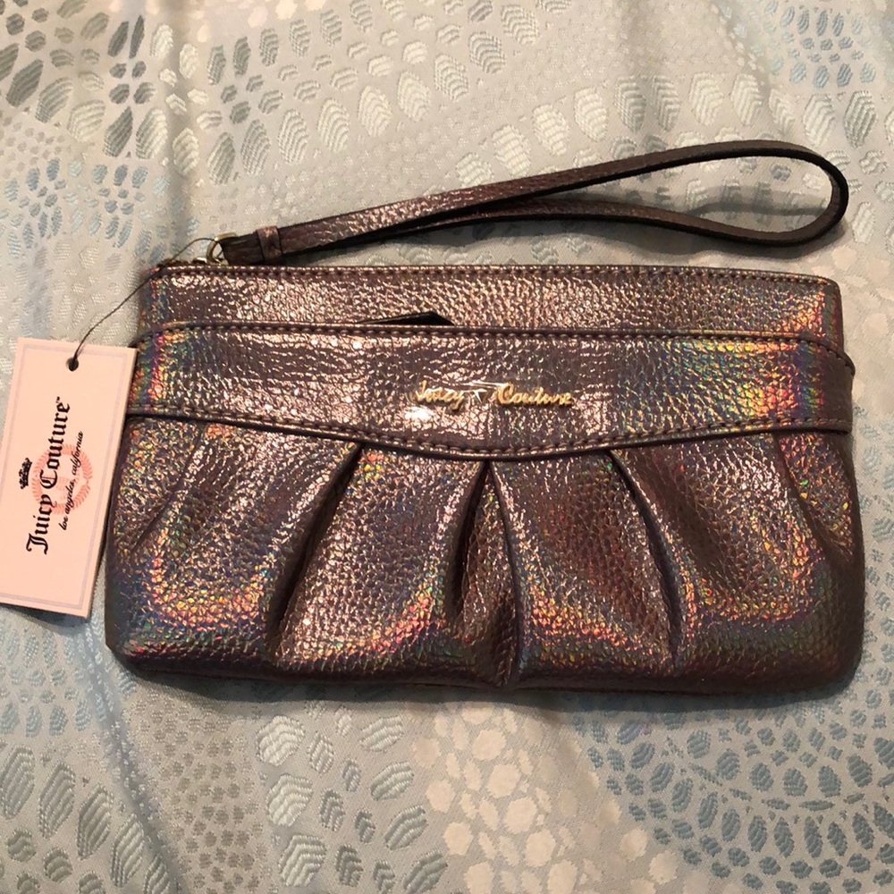 🎁 NWT: JUICY COUTURE Pewter Wristlet